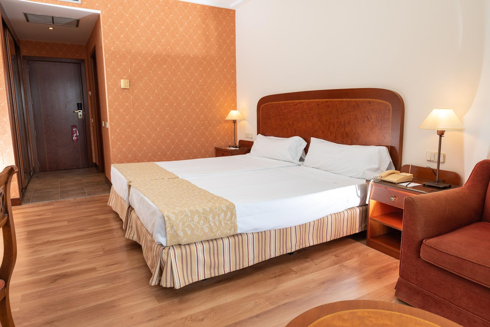 Termes Montbrio Hotel & Spa Montbrio del Camp Bagian luar foto