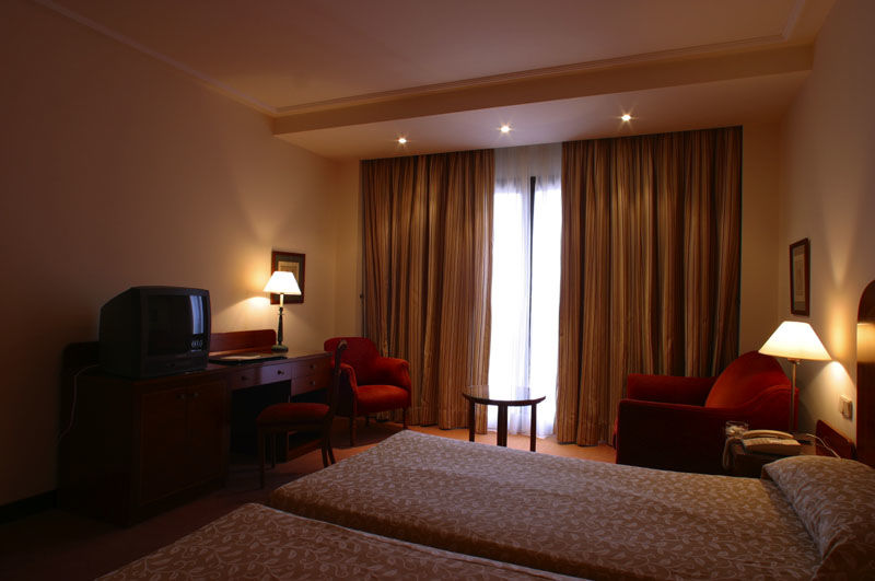 Termes Montbrio Hotel & Spa Montbrio del Camp Ruang foto
