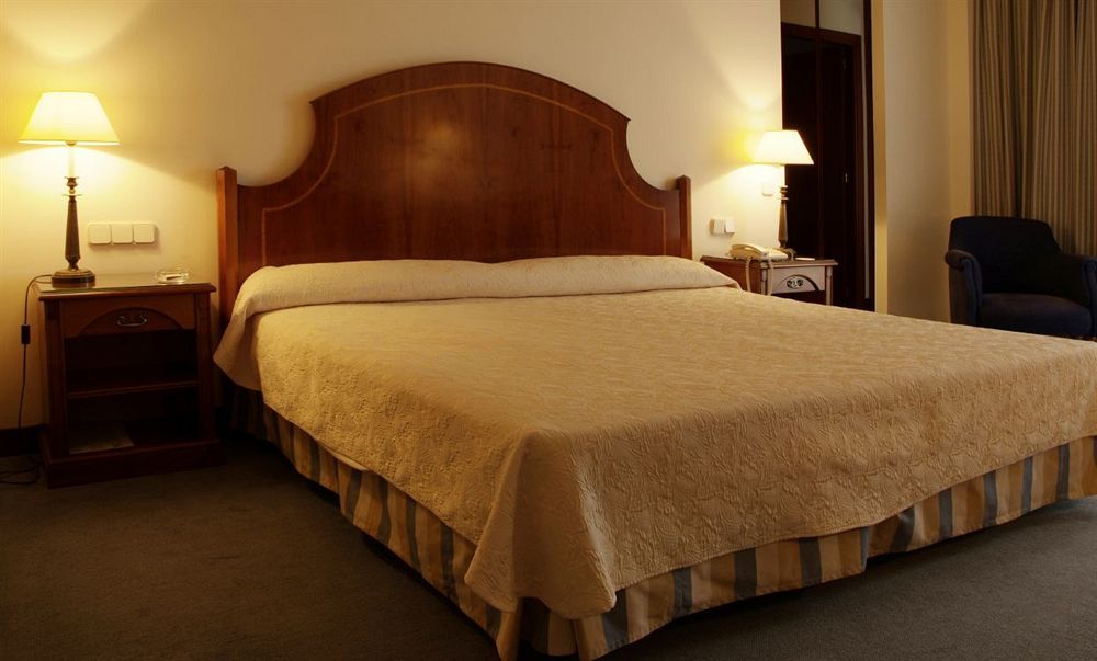 Termes Montbrio Hotel & Spa Montbrio del Camp Bagian luar foto